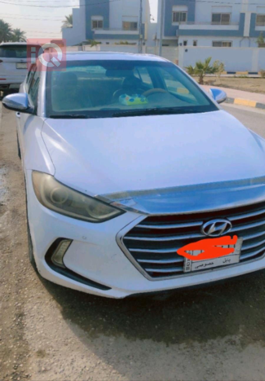 هیوندای ئەلەنترا